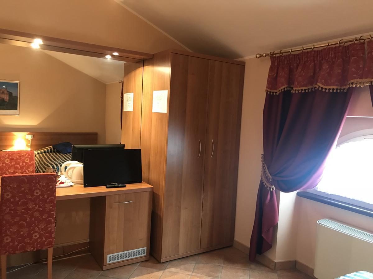 Locanda Ca' Rossa San Giovanni in Croce Exteriör bild